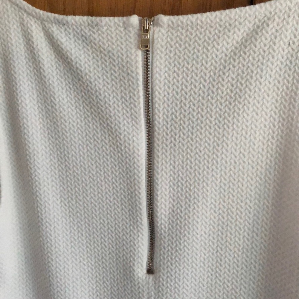 Ann Taylor Peplum Sleeveless Top size MP - Picture 6 of 14